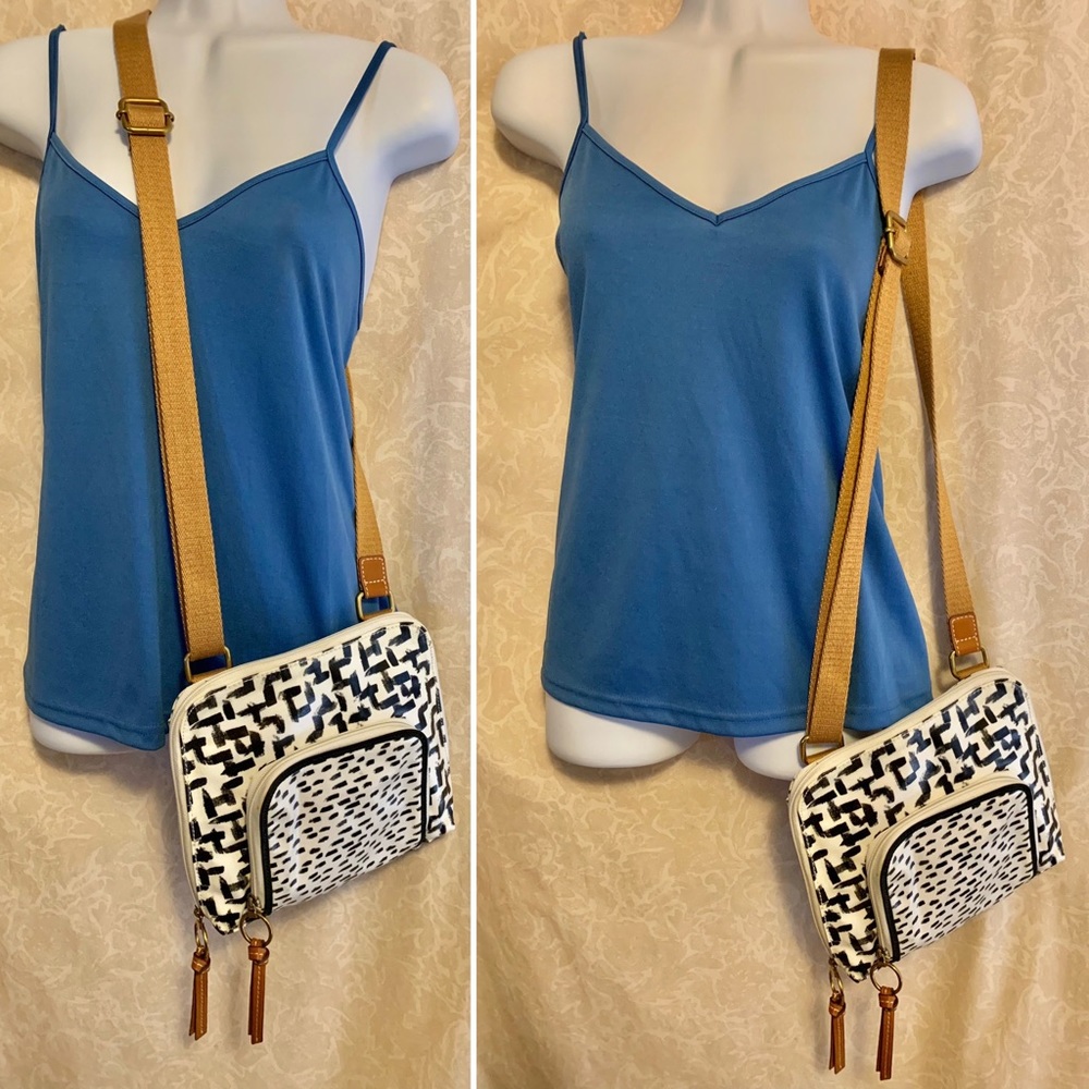 NWOT Fossil Coated Canvas Crossbody Purse - Picture 4 of 13